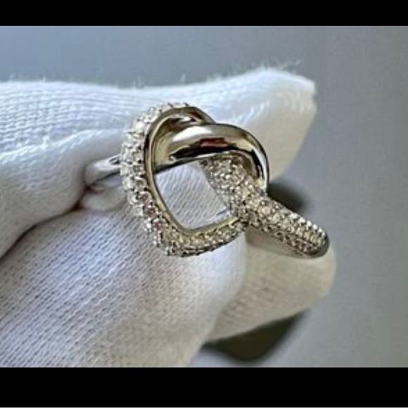 Solid 925 Sterling Silver Heart knot Ring - Picture 1 of 7